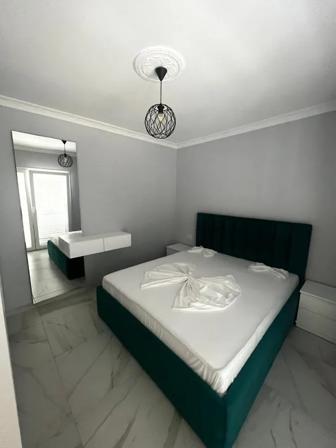 090 Center Apartment Tirana